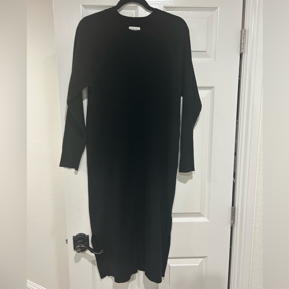 Elegant Black Knit Dress